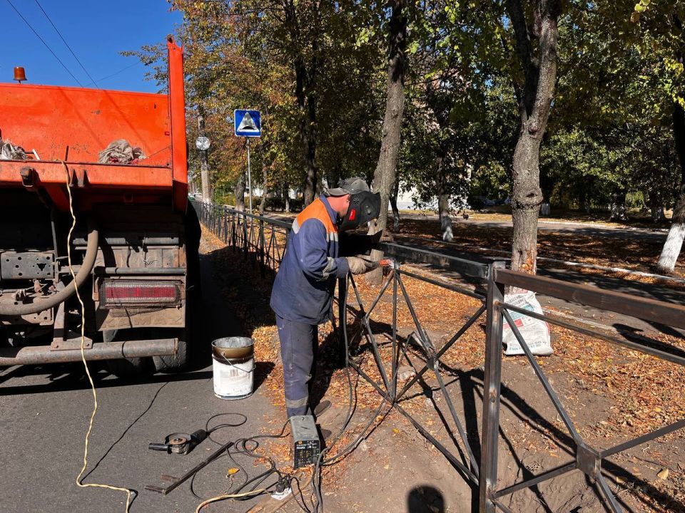 МУП «Простор» ежедневно выполняет все необходимые работы по содержанию городских улиц МУП «Простор» ежедневно выполняет все необходимые работы по содержанию городских улиц