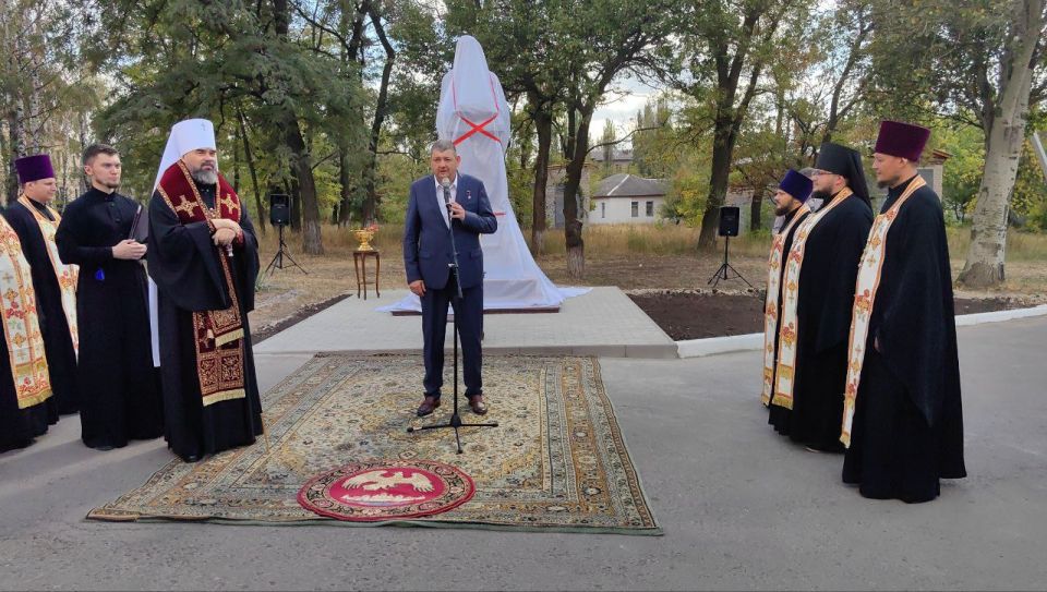 Роман Конев: В Горловке открыли бюст святителю Луке - покровителю медицинских работников Роман Конев: В Горловке открыли бюст святителю Луке - покровителю медицинских работников