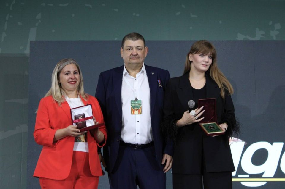 Руководитель Молодёжки Горловки была награждена орденом за заслуги перед городом