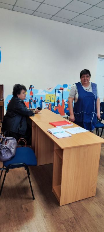 Роман Конев: Состоялся приём граждан депутатом Горловского городского совета Донецкой Народной Республики первого созыва Неллей Якуненко