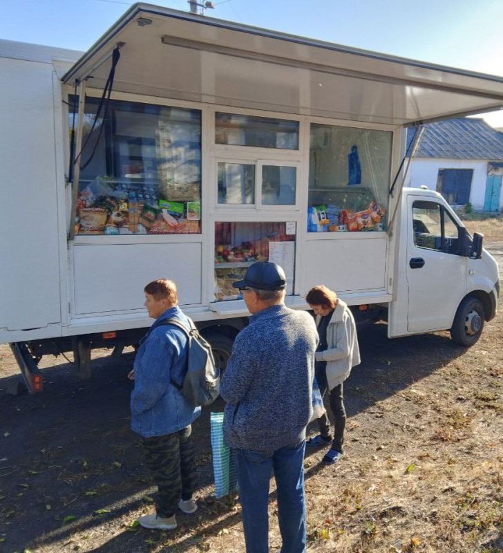 С 20 по 23 сентября 2025 года осуществлена выездная торговля с использованием автомагазинов в населенных пунктах городских округов Донецк, Докучаевск, Горловка, Мариуполь, на территории г. Авдеевка, также Волновахского... С 20 по 23 сентября 2025 года осуществлена выездная торговля с использованием автомагазинов в населенных пунктах городских округов Донецк, Докучаевск, Горловка, Мариуполь, на территории г. Авдеевка, также Волновахского...