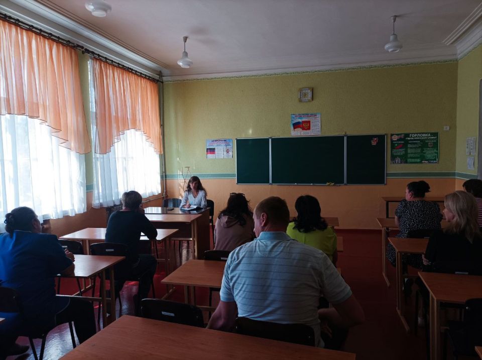 ���� ���������: � ����������-��������� ������ �������� ������ ������� � ��������� ������������