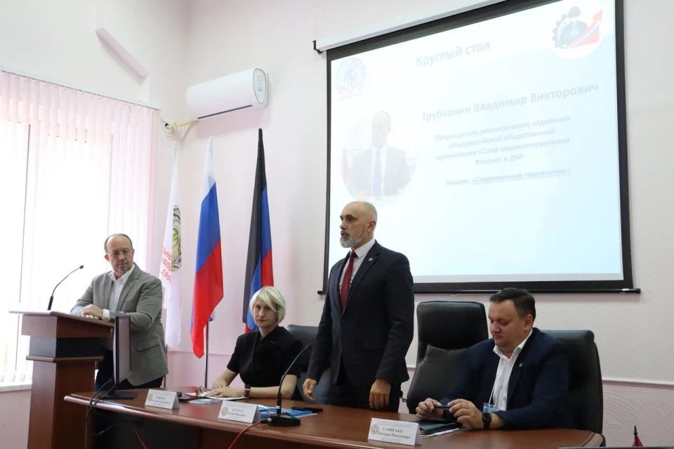 Иван Приходько: Завтра уже наступило: Форум «Хочу все знать» открыл двери в будущее! Иван Приходько: Завтра уже наступило: Форум «Хочу все знать» открыл двери в будущее!