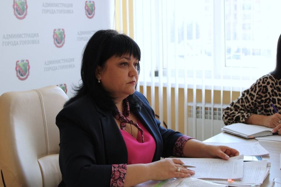 Состоялось заседание комиссии по делам несовершеннолетних и защите их прав администрации городского округа Горловка