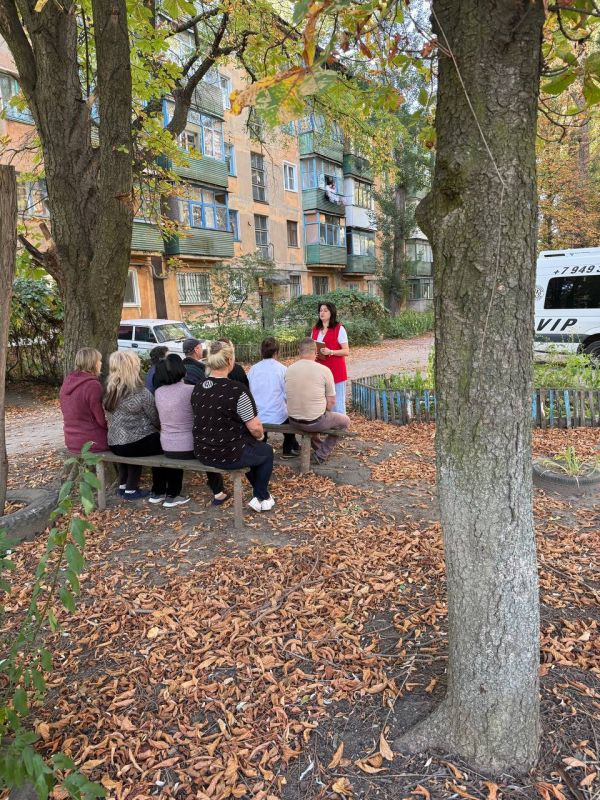 Иван Приходько: В Центрально-Городском районе Горловки прошла встреча лидера общественного мнения с жителями Иван Приходько: В Центрально-Городском районе Горловки прошла встреча лидера общественного мнения с жителями