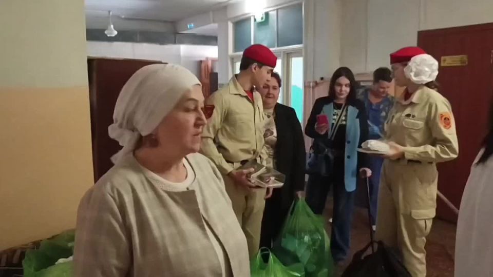 Акции «Zащитникам с любовью» и «СВОих не бросаем» согрели сердца героев в Горловке!