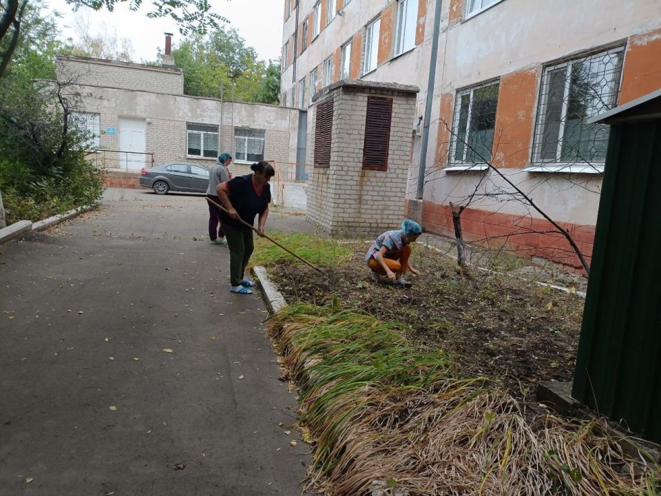 Роман Конев: В Центрально-Городском районе Горловки продолжается масштабный партийный проект Единой России «Городская среда» Роман Конев: В Центрально-Городском районе Горловки продолжается масштабный партийный проект Единой России «Городская среда»