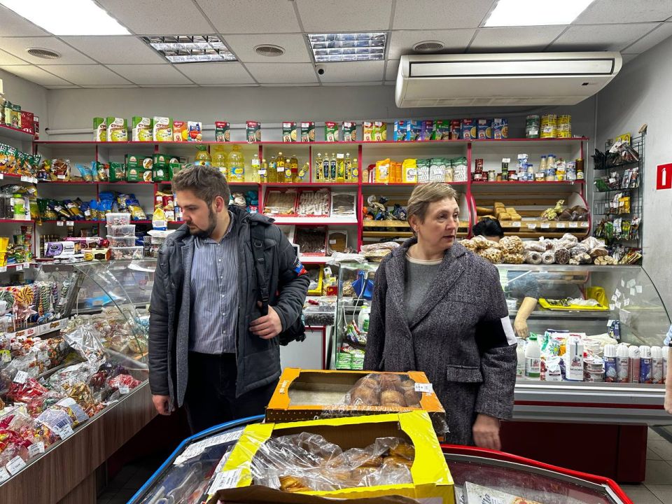 Иван Приходько: Активисты Народного осуществили проверку ряда магазинов в Центрально-Городском районе Горловки