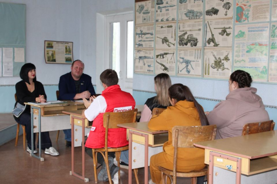 Иван Приходько: В Горловке активно реализуется партийный проект Единой России «Чистая страна» Иван Приходько: В Горловке активно реализуется партийный проект Единой России «Чистая страна»