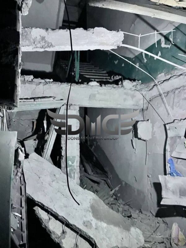 Массированная атака врага на Горловку: частично разрушены дома и школа Массированная атака врага на Горловку: частично разрушены дома и школа