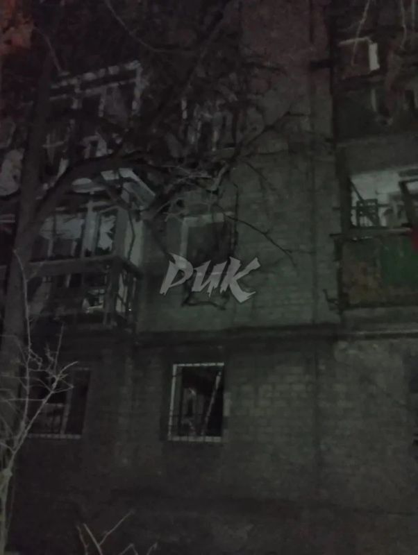 Иван Приходько: Последствия атаки БПЛА ВФУ по центру Горловки Иван Приходько: Последствия атаки БПЛА ВФУ по центру Горловки