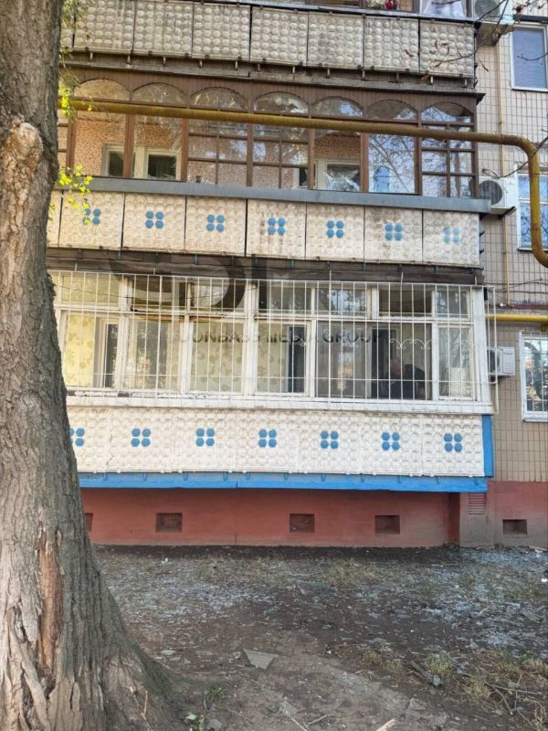 Грэм Филлипс: Ещё последствия ночной атаки БПЛА в Горловке Грэм Филлипс: Ещё последствия ночной атаки БПЛА в Горловке