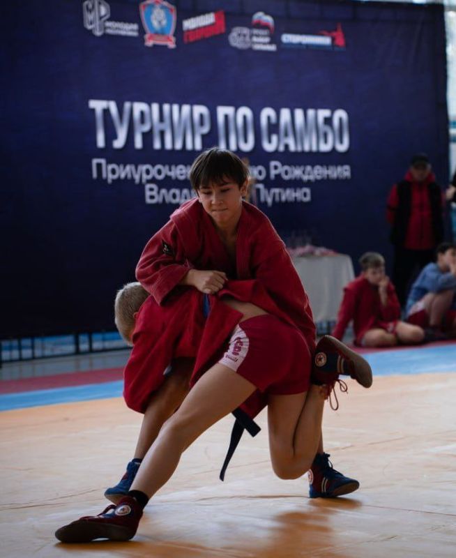 В Шахтерске прошли соревнования по самбо