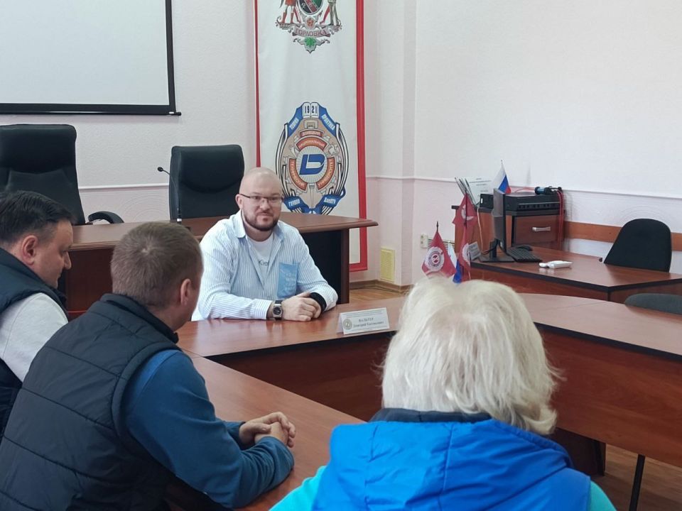Иван Приходько: В Центрально-Городском районе Горловки прошли встречи с трудовыми коллективами