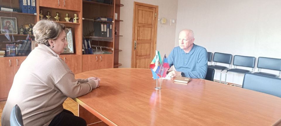 Роман Конев: Состоялся приём граждан депутатом Горловского городского совета Донецкой Народной Республики первого созыва Евгением Прокоповичем Роман Конев: Состоялся приём граждан депутатом Горловского городского совета Донецкой Народной Республики первого созыва Евгением Прокоповичем