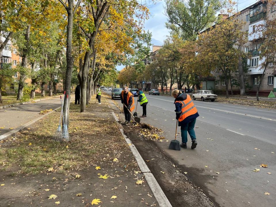 МУП «Простор» ежедневно выполняет все необходимые работы по содержанию городских улиц МУП «Простор» ежедневно выполняет все необходимые работы по содержанию городских улиц