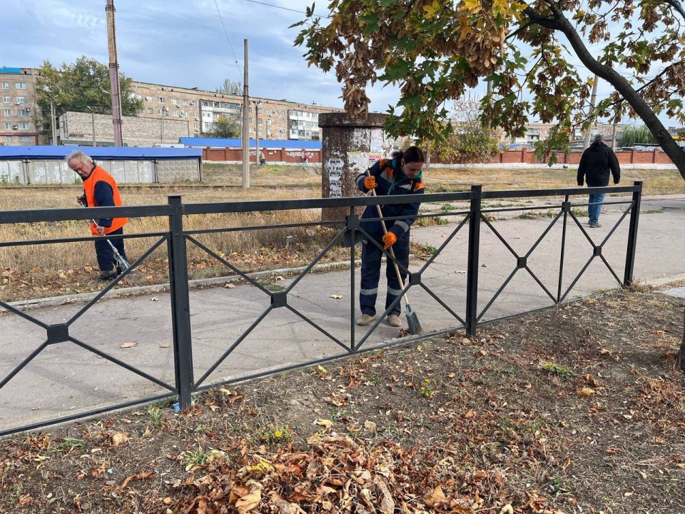 МУП «Простор» ежедневно выполняет все необходимые работы по содержанию городских улиц МУП «Простор» ежедневно выполняет все необходимые работы по содержанию городских улиц