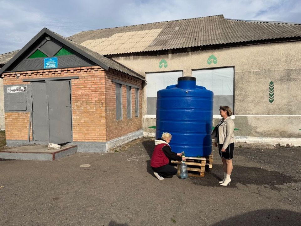 8  2025            ,  ,  ,  ,  ,  ,  ,  ...