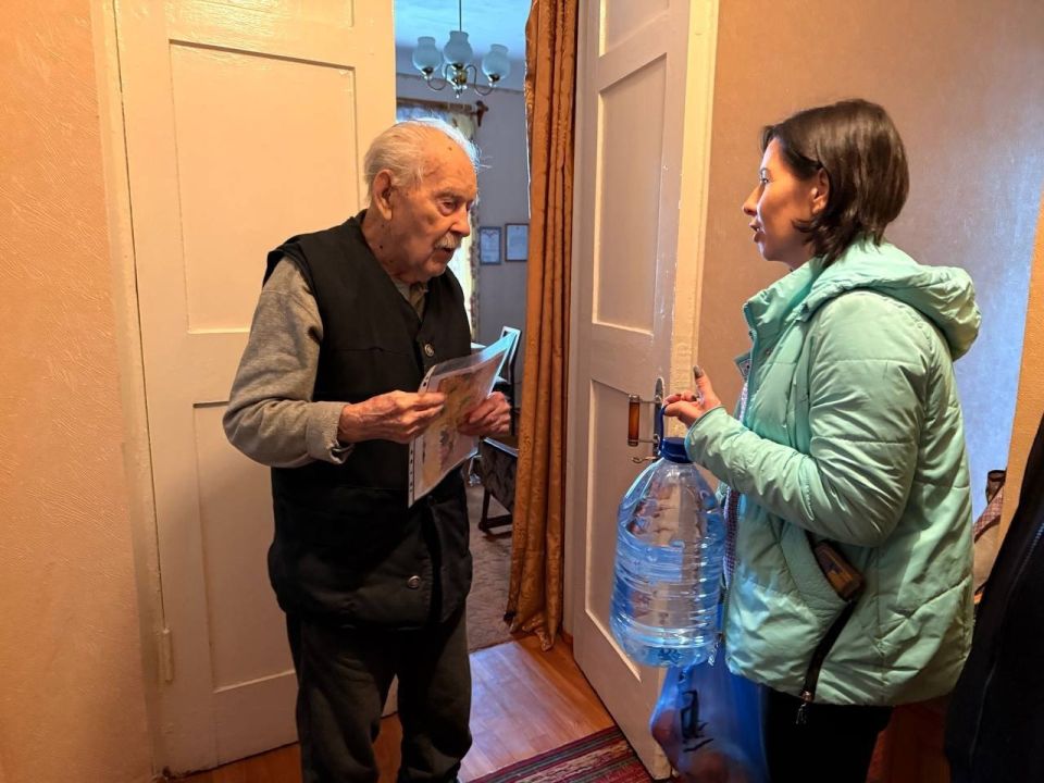 ����� �����: � ����������� ��������������� ������ �������� ������ ����������� � ������ ����� �1000 ������ ��˻