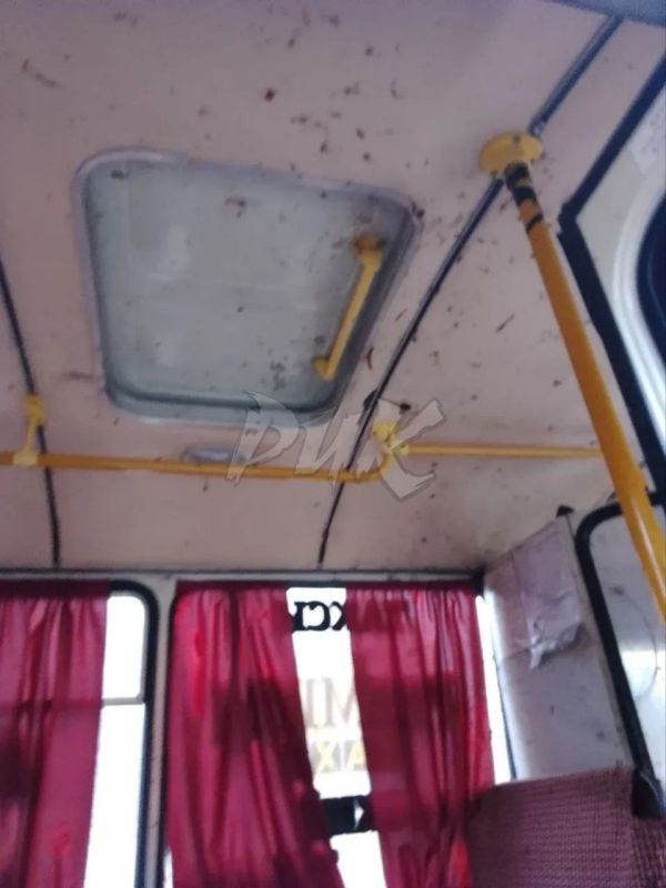 ВСУ нанесли удар дроном по маршрутному автобусу в Горловке ВСУ нанесли удар дроном по маршрутному автобусу в Горловке