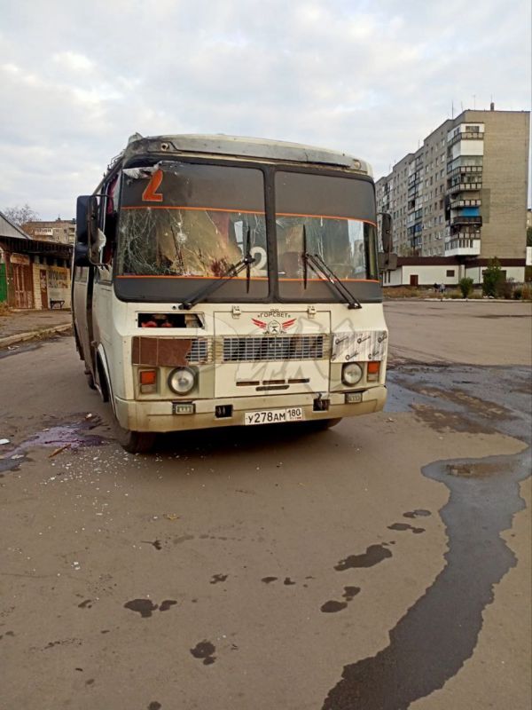 Вчера хохлобоевики нанесли удар по автобусу с мирными в жилмассиве «Комсомолец» в Горловке