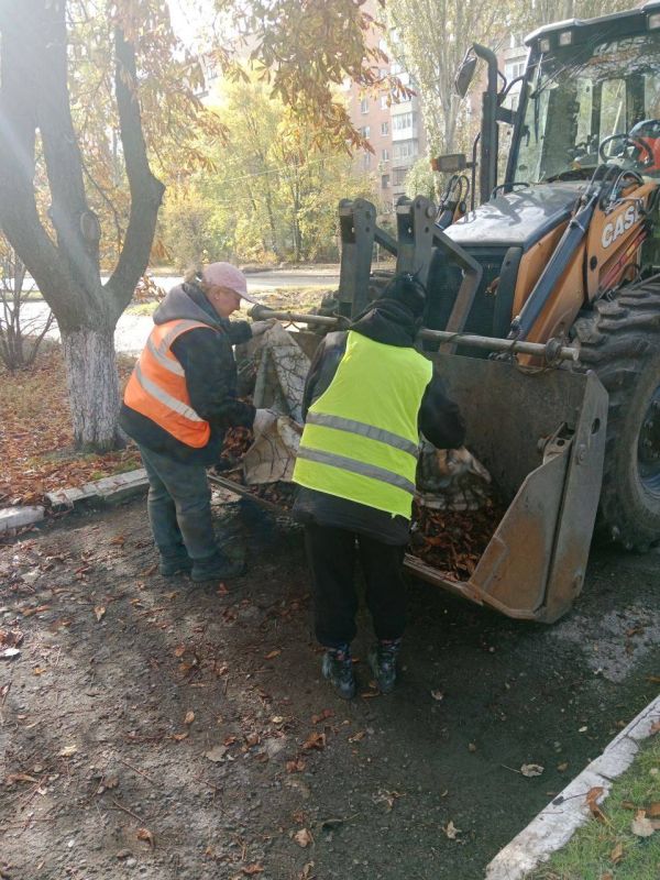 МУП «Простор» ежедневно выполняет все необходимые работы по содержанию городских улиц МУП «Простор» ежедневно выполняет все необходимые работы по содержанию городских улиц