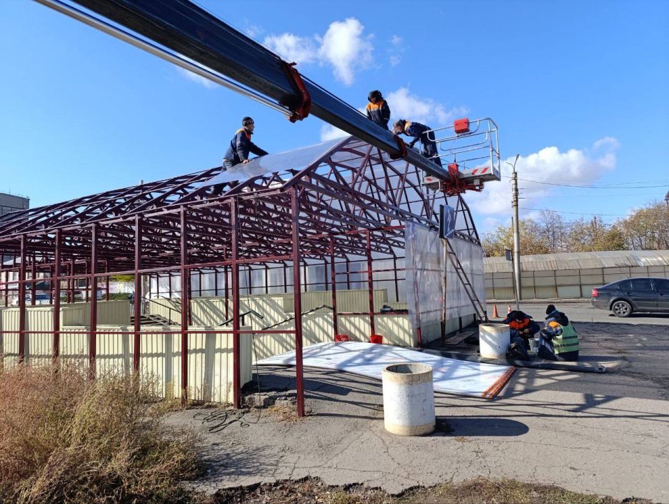 МУП «Простор» ежедневно выполняет все необходимые работы по содержанию городских улиц МУП «Простор» ежедневно выполняет все необходимые работы по содержанию городских улиц