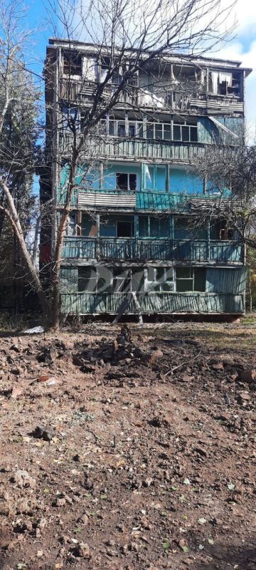 При ударе по Центрально-Городскому району Горловки противник применил осколочные ракеты РСЗО «Хаймарс», сообщили в Управлении по вопросам документирования военных преступлений Украины При ударе по Центрально-Городскому району Горловки противник применил осколочные ракеты РСЗО «Хаймарс», сообщили в Управлении по вопросам документирования военных преступлений Украины