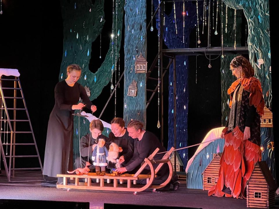 Директор Горловского театра кукол принимает участие в театральном фестивале во Владимире Директор Горловского театра кукол принимает участие в театральном фестивале во Владимире