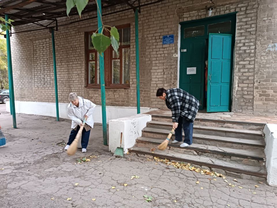 Роман Конев: Партийцы Единой России Центрально-Городского района Горловки поддерживают проект «Городская среда» Роман Конев: Партийцы Единой России Центрально-Городского района Горловки поддерживают проект «Городская среда»