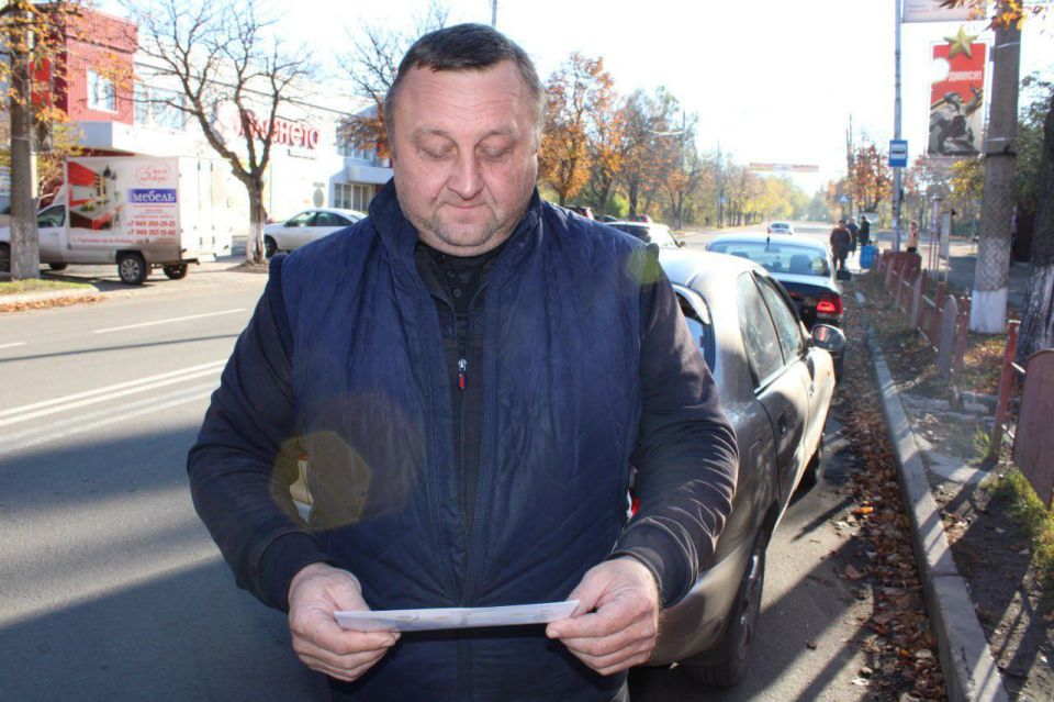 Иван Приходько: Сегодня ребята из Движения Первых приняли участие в акции по распространению агитационных листовок по безопасности дорожного движения среди водителей прифронтовой Горловки Иван Приходько: Сегодня ребята из Движения Первых приняли участие в акции по распространению агитационных листовок по безопасности дорожного движения среди водителей прифронтовой Горловки