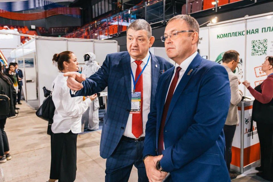 Иван Приходько: В составе делегации Донецкой Народной Республики, которую возглавил заместитель Председателя Правительства ДНР Кирилл Борисович Макаров, принял участие в работе форума туристических территорий на территории... Иван Приходько: В составе делегации Донецкой Народной Республики, которую возглавил заместитель Председателя Правительства ДНР Кирилл Борисович Макаров, принял участие в работе форума туристических территорий на территории...