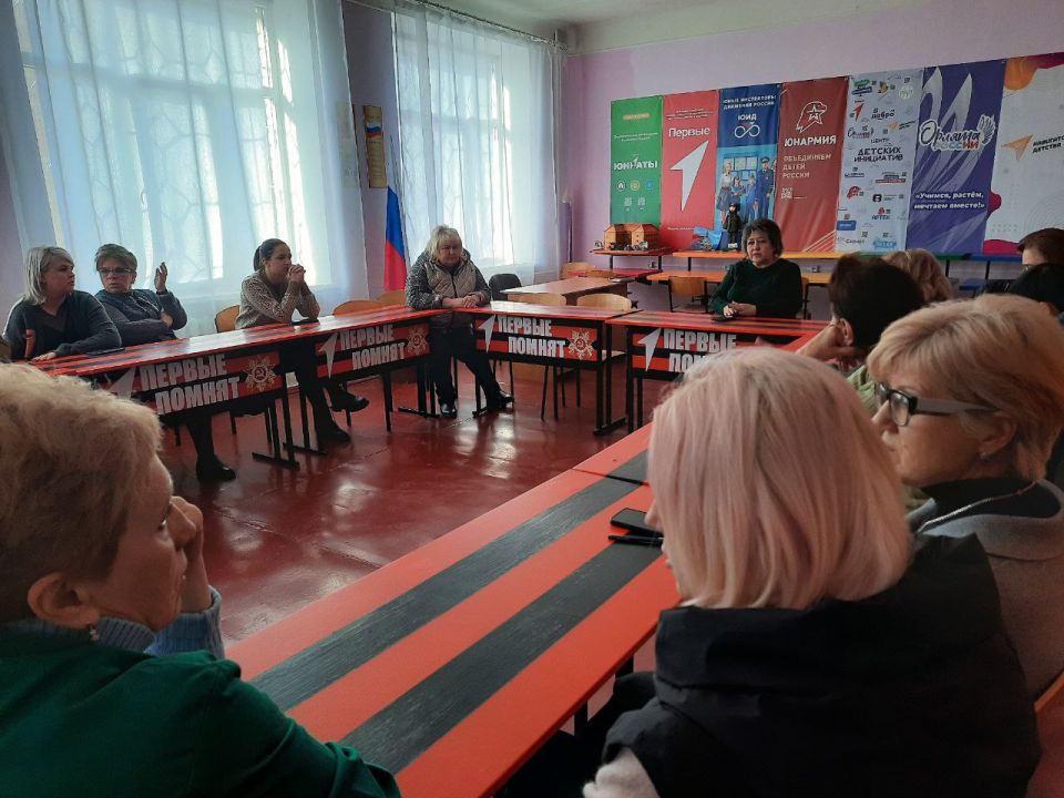 Иван Приходько: В Калининском внутригородском районе Горловки прошла встреча трудовым коллективом Иван Приходько: В Калининском внутригородском районе Горловки прошла встреча трудовым коллективом