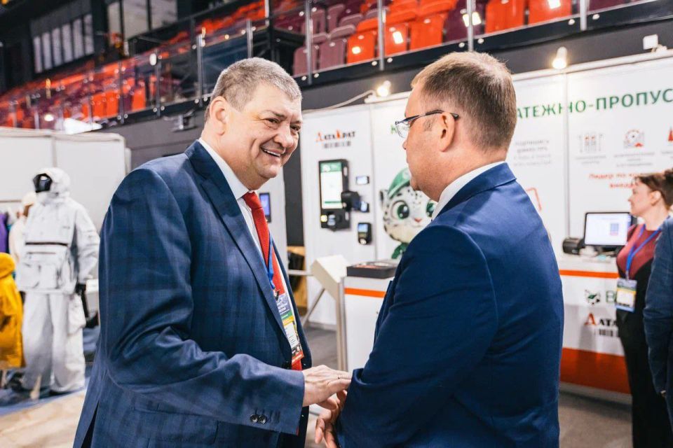 Иван Приходько: В составе делегации Донецкой Народной Республики, которую возглавил заместитель Председателя Правительства ДНР Кирилл Борисович Макаров, принял участие в работе форума туристических территорий на территории...