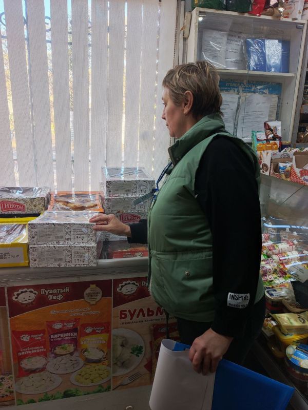 Роман Конев: Активисты Народного контроля проверили ряд магазинов Горловки Роман Конев: Активисты Народного контроля проверили ряд магазинов Горловки