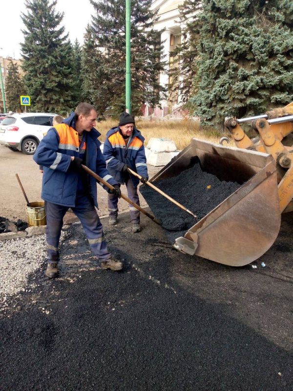 МУП «Простор» ежедневно выполняет все необходимые работы по содержанию городских улиц МУП «Простор» ежедневно выполняет все необходимые работы по содержанию городских улиц