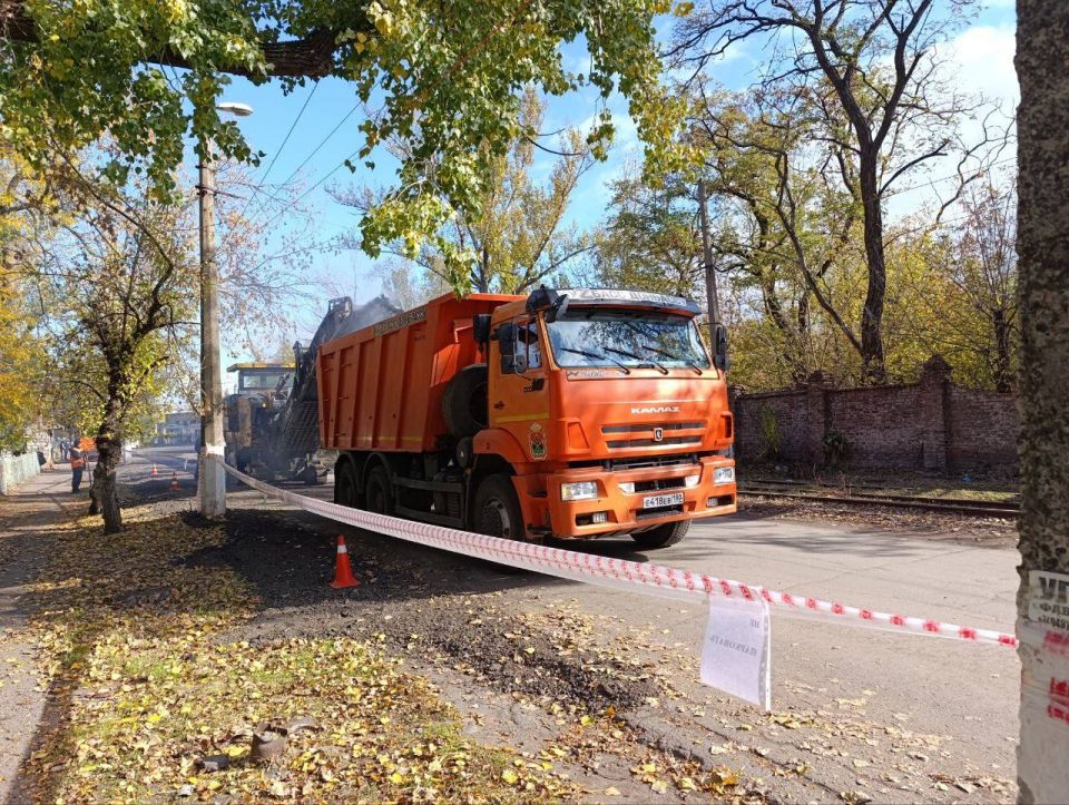 МУП «Простор» ежедневно выполняет все необходимые работы по содержанию городских улиц МУП «Простор» ежедневно выполняет все необходимые работы по содержанию городских улиц