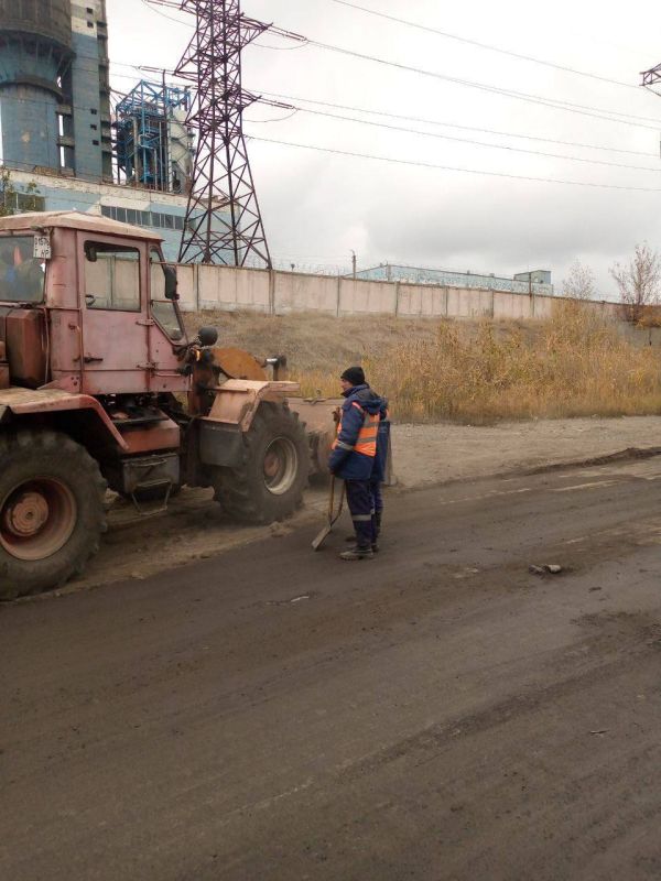 МУП «Простор» ежедневно выполняет все необходимые работы по содержанию городских улиц МУП «Простор» ежедневно выполняет все необходимые работы по содержанию городских улиц