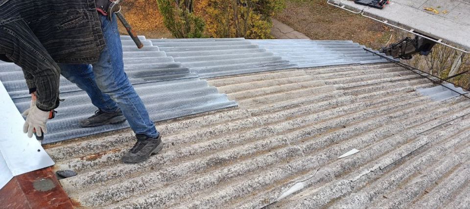 Иван Приходько: Добрый день, уважаемые жители Горловки! Представляю вашему вниманию еженедельный обзор работ, выполненных муниципальным унитарным предприятием «Управляющая компания города Горловка» Иван Приходько: Добрый день, уважаемые жители Горловки! Представляю вашему вниманию еженедельный обзор работ, выполненных муниципальным унитарным предприятием «Управляющая компания города Горловка»