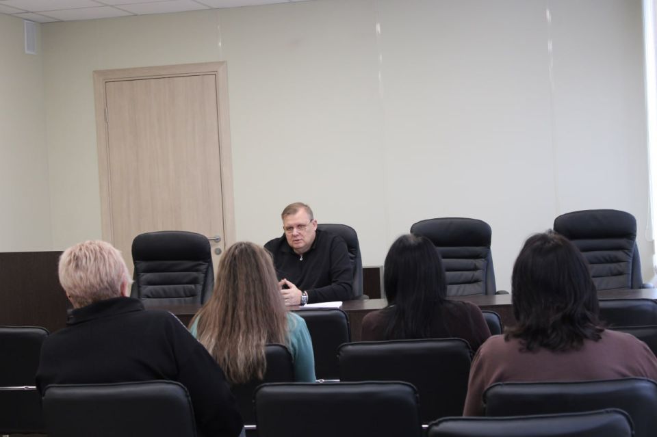 Иван Приходько: Состоялась встреча руководства администрации городского округа Горловка с трудовым коллективом Иван Приходько: Состоялась встреча руководства администрации городского округа Горловка с трудовым коллективом