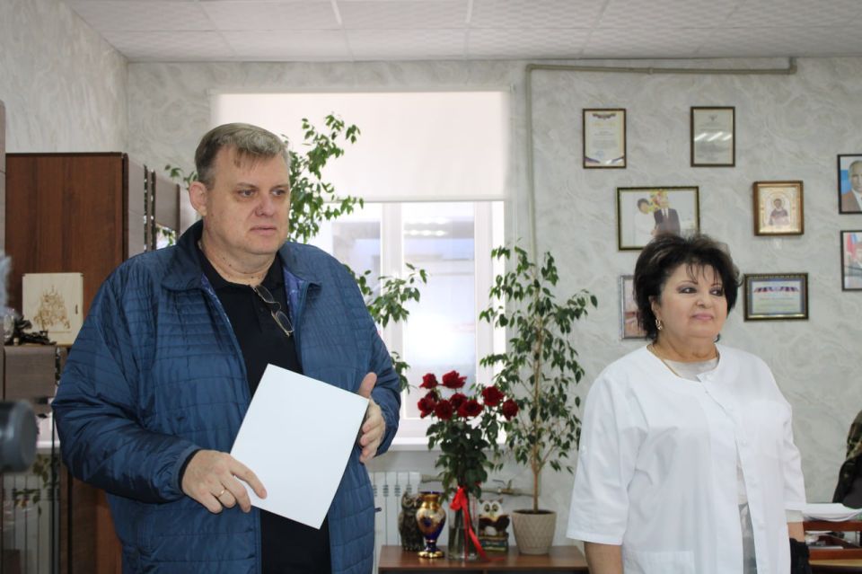 Горловка благодарит кузбасских медиков-добровольцев за самоотверженный труд и поддержку Горловка благодарит кузбасских медиков-добровольцев за самоотверженный труд и поддержку