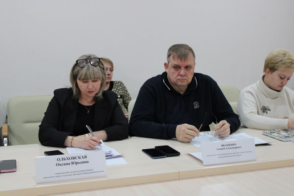 Роман Конев: 23 октября 2025 года состоялось совместное заседание постоянных комитетов по вопросам бюджета, налоговой политики и финансам, местного самоуправления и правоохранительной деятельности, регламента и деловой... Роман Конев: 23 октября 2025 года состоялось совместное заседание постоянных комитетов по вопросам бюджета, налоговой политики и финансам, местного самоуправления и правоохранительной деятельности, регламента и деловой...