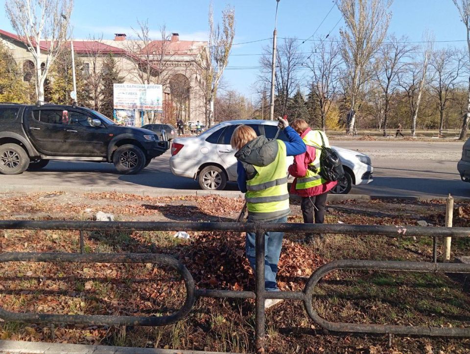 МУП «Простор» ежедневно выполняет все необходимые работы по содержанию городских улиц МУП «Простор» ежедневно выполняет все необходимые работы по содержанию городских улиц
