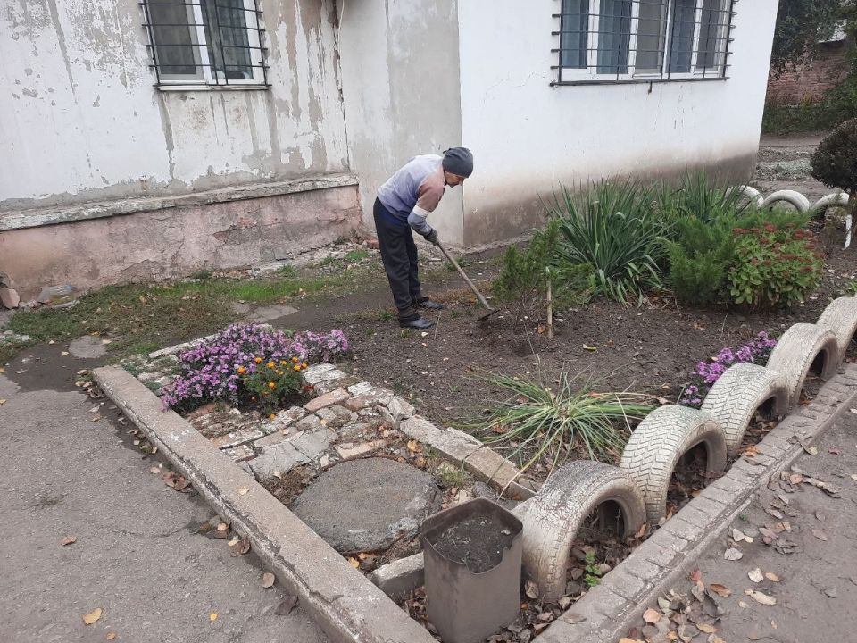 Иван Приходько: В Калининском внутригородском районе Горловки продолжается реализация партийного проекта «Единой России» «Городская среда» Иван Приходько: В Калининском внутригородском районе Горловки продолжается реализация партийного проекта «Единой России» «Городская среда»