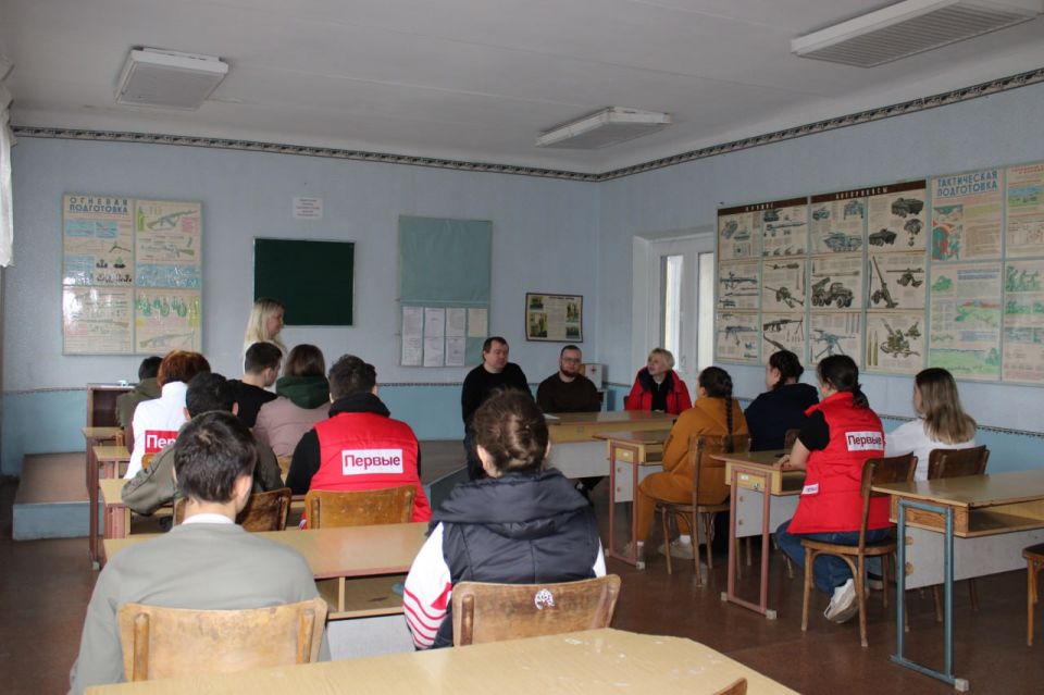 Иван Приходько: В Горловке активно реализуется партийный проект Единой России «Цифровая Россия» Иван Приходько: В Горловке активно реализуется партийный проект Единой России «Цифровая Россия»