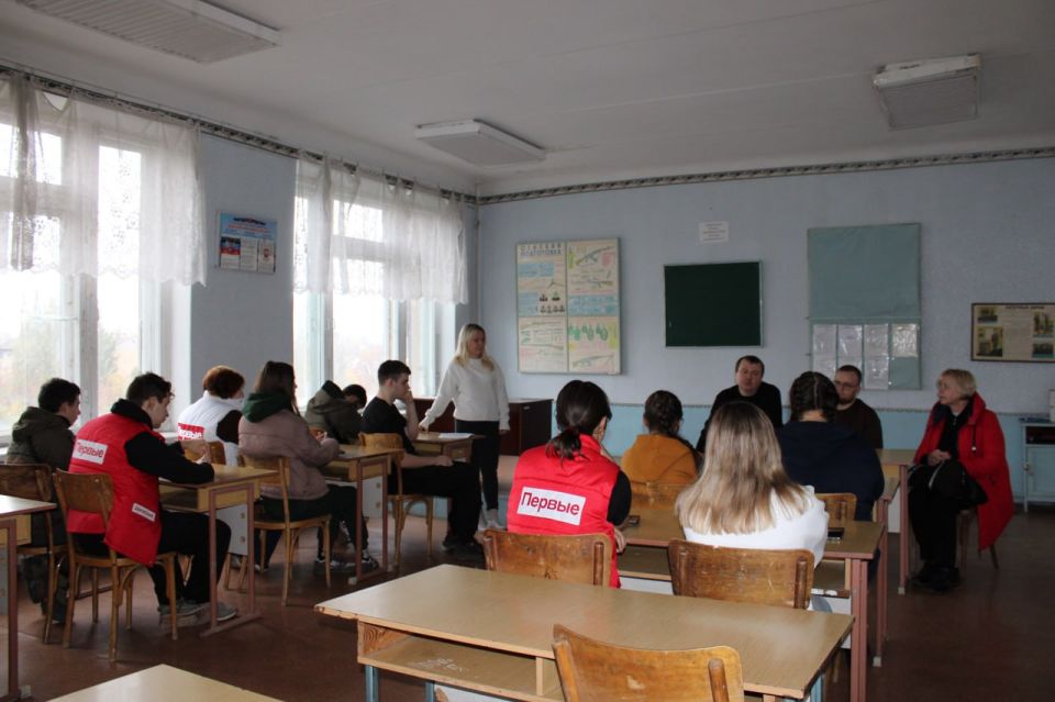 Иван Приходько: В Горловке активно реализуется партийный проект Единой России «Цифровая Россия» Иван Приходько: В Горловке активно реализуется партийный проект Единой России «Цифровая Россия»