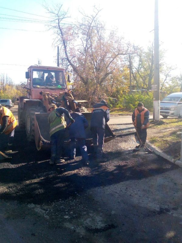 МУП «Простор» ежедневно выполняет все необходимые работы по содержанию городских улиц МУП «Простор» ежедневно выполняет все необходимые работы по содержанию городских улиц