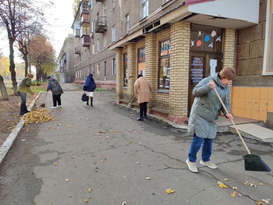 Иван Приходько: Активисты Единой России Центрально-Городского района Горловки поддерживают проект «Городская среда» Иван Приходько: Активисты Единой России Центрально-Городского района Горловки поддерживают проект «Городская среда»