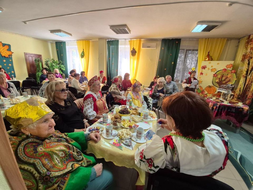 Покровские посиделки: тепло душевного общения Покровские посиделки: тепло душевного общения