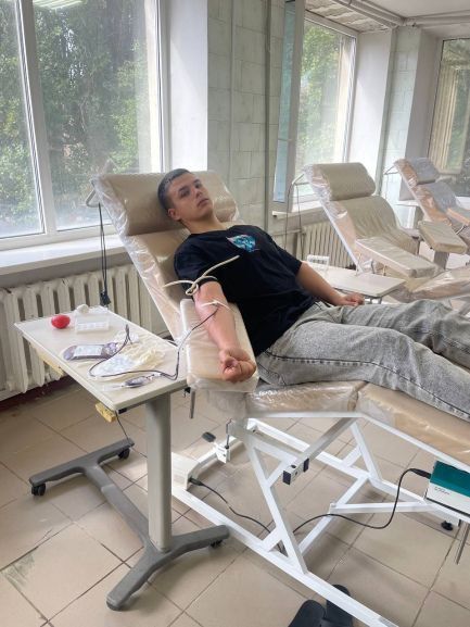 Более 6 литров цельной крови сдали доноры в рамках Недели донорской крови, приуроченной к празднику Покрова Пресвятой Богородицы, которую проводил социальный отдел епархии Более 6 литров цельной крови сдали доноры в рамках Недели донорской крови, приуроченной к празднику Покрова Пресвятой Богородицы, которую проводил социальный отдел епархии